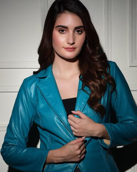 Women Regular Fit Blazer with Lapel Collar